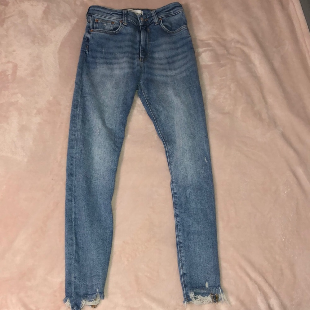 Zara High / Medium Rise Skinny Jeans